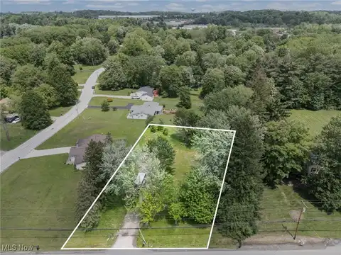 8377 Valley View Road, Macedonia, OH 44056