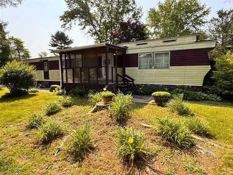 7940 Pricilla Street SE, Waynesburg, OH 44688