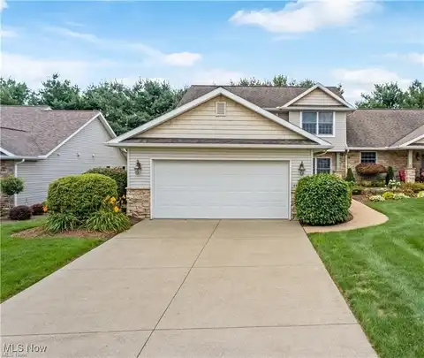 46 Hidden Pond Drive, Doylestown, OH 44230