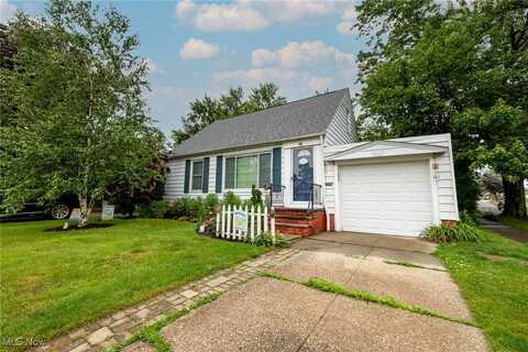 1639 Longwood Drive, Mayfield Heights, OH 44124