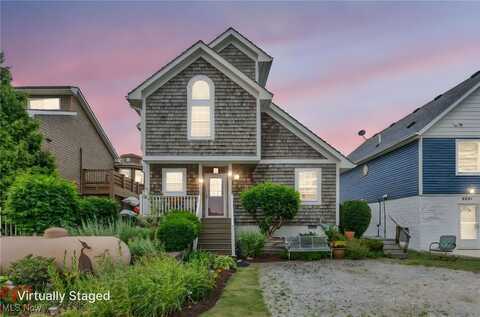 8815 Sand Beach Road, Oak Harbor, OH 43449