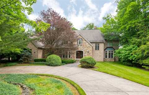 8960 Lanes End Drive, Novelty, OH 44072