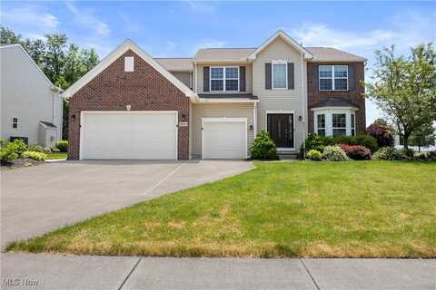 38011 Woodsledge Drive, North Ridgeville, OH 44039