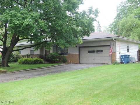 7277 Clovermeade Avenue, Youngstown, OH 44514