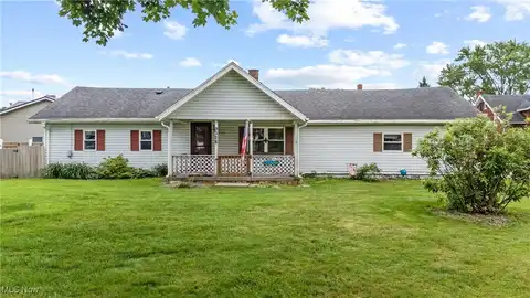 9328 Oak Avenue SE, East Sparta, OH 44626