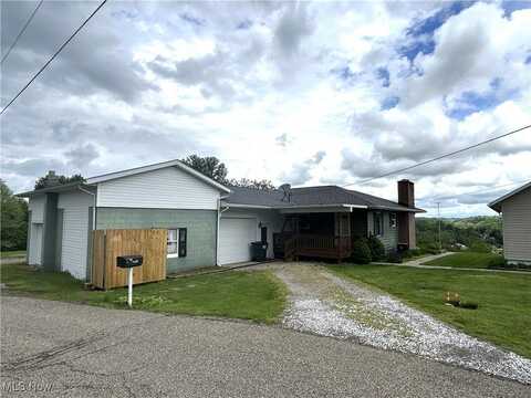 3049 Palace Heights Lane, Malta, OH 43758