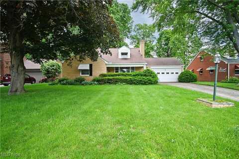 388 Meadowbrook Avenue, Youngstown, OH 44512
