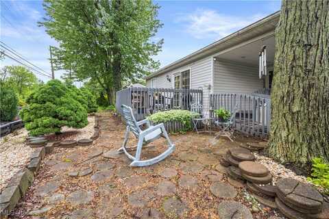 6610 Lear Nagle Road, North Ridgeville, OH 44039