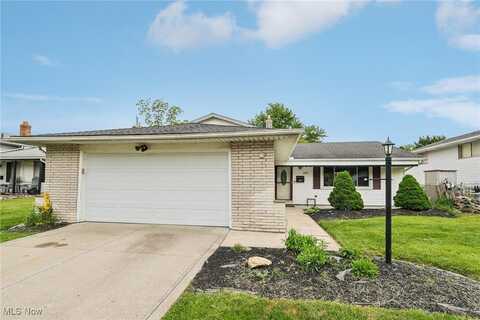 5667 Lori Drive, Bedford Heights, OH 44146