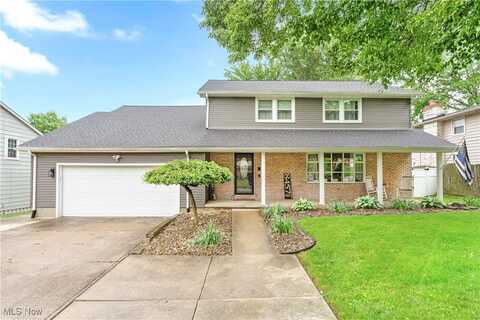 8457 Deer Creek NE, Warren, OH 44484