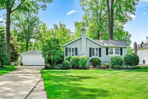 33311 Lake Road, Avon Lake, OH 44012
