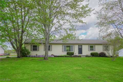 10123 Minyoung Road, Ravenna, OH 44266
