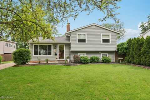 322 Bayshore Drive, Eastlake, OH 44095