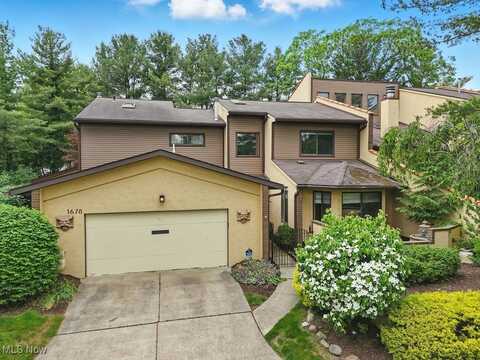 1678 Brookwood Drive, Akron, OH 44313
