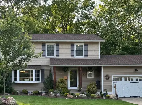 9472 Lawnfield Drive, Twinsburg, OH 44087