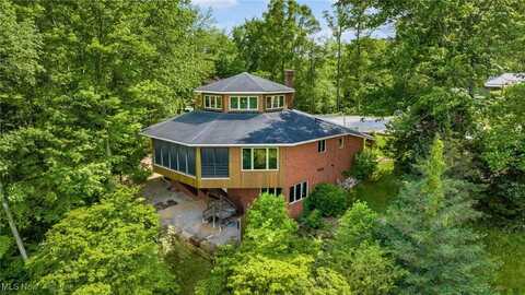 234 Ames Drive, Dresden, OH 43821