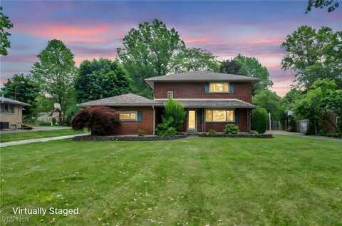 713 Highland Avenue, Wadsworth, OH 44281