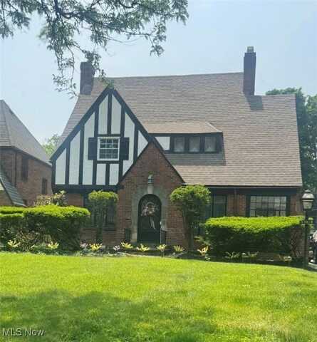 17314 Lomond Boulevard, Shaker Heights, OH 44120