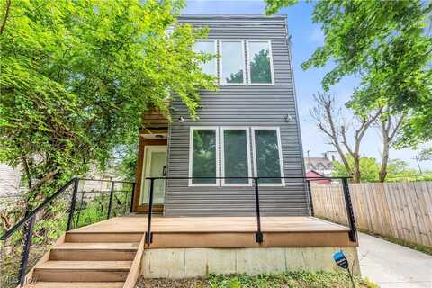 4210 Peach Court, Cleveland, OH 44113