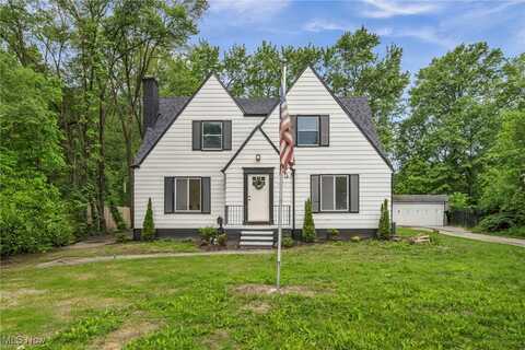 4832 Clague Road, North Olmsted, OH 44070