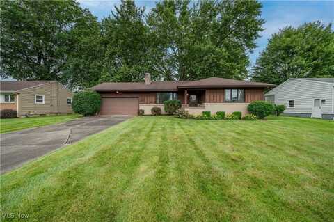 950 Kirwan Drive, Austintown, OH 44515