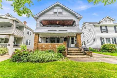 2145 Waterbury Road, Lakewood, OH 44107