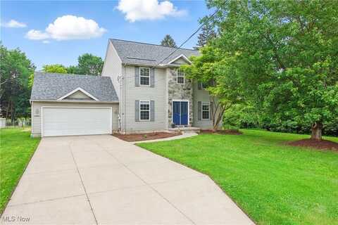 25901 Kennedy Ridge Road, North Olmsted, OH 44070
