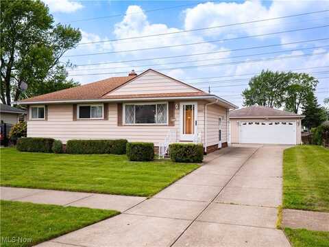 5926 Middlebrook Boulevard, Brook Park, OH 44142
