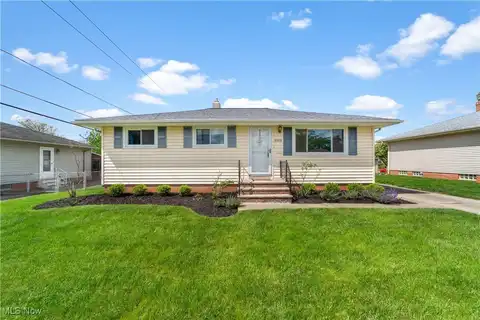 8908 Harrow Drive, Parma, OH 44129