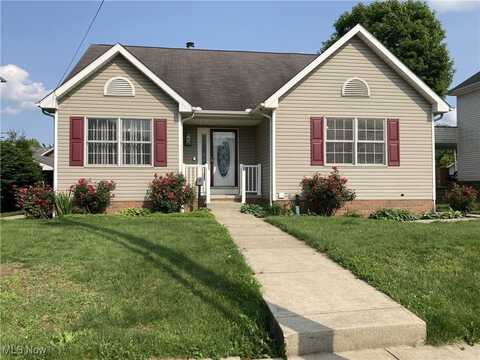 454 Lincoln Avenue NW, Carrollton, OH 44615