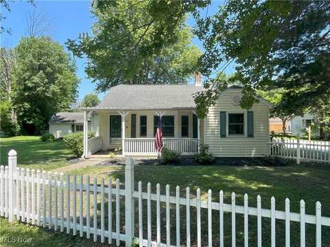 67 Rainbow Drive, Painesville, OH 44077