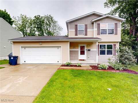 417 Rhodes Avenue, Akron, OH 44307