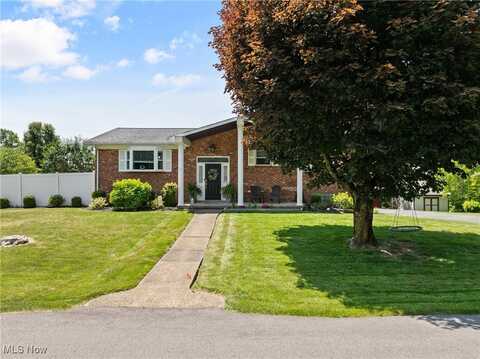57 Della Drive, Bloomingdale, OH 43910