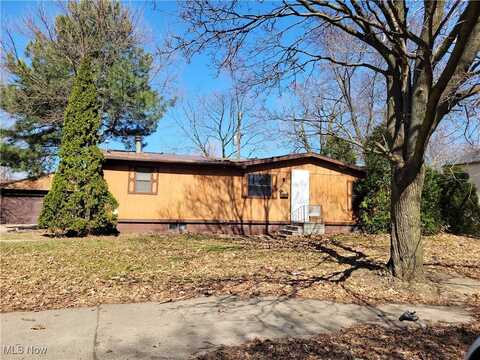 8709 Kenmore Avenue, Cleveland, OH 44106