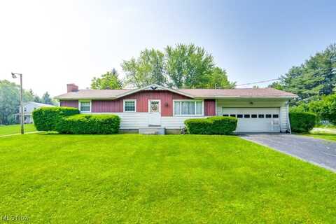 12222 Cenfield Street NE, Alliance, OH 44601