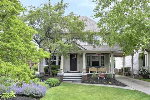 17436 Clifton Boulevard, Lakewood, OH 44107