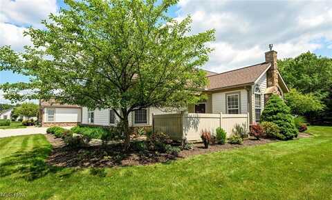 711 Crossings Circle, Tallmadge, OH 44278