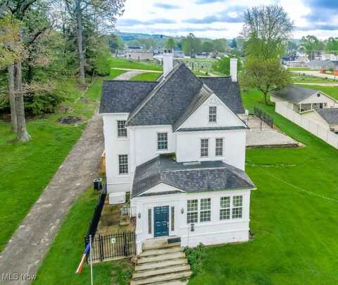 490 N Main Street, Magnolia, OH 44643