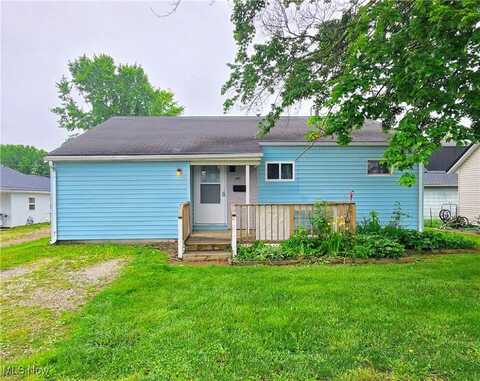 405 E 5th Street, West Lafayette, OH 43845