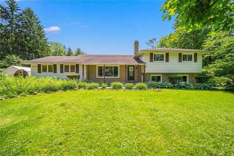 9189 Kingsley Drive, Chagrin Falls, OH 44023