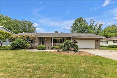 250 Greenridge Drive, Geneva, OH 44041