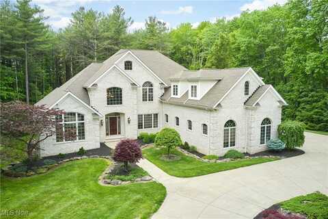 1142 River Valley Trail, Hinckley, OH 44233