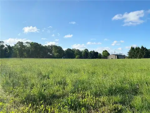 Valley Road, Wooster, OH 44691