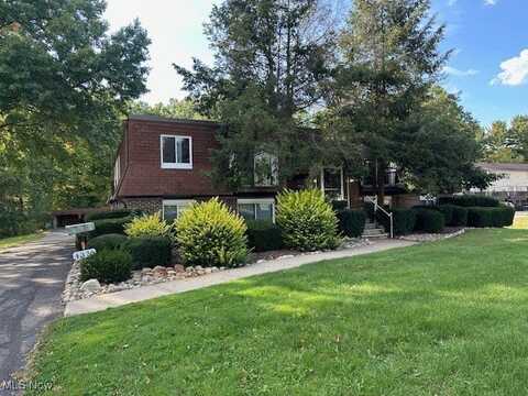 4376 Darrow Road, Stow, OH 44224