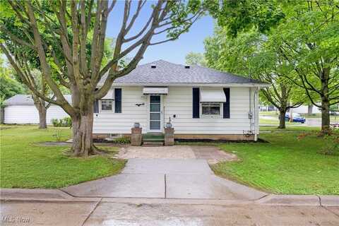 38 Marion Avenue, Mogadore, OH 44260