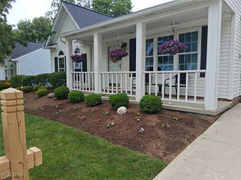 543 S Bay Cove, Painesville, OH 44077