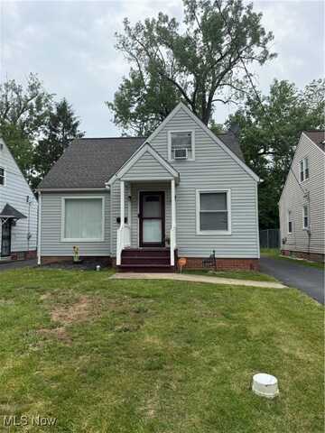 20007 Sunset Drive, Warrensville Heights, OH 44122