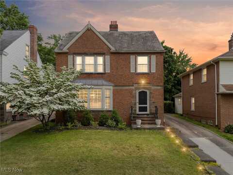 3846 Washington Boulevard, University Heights, OH 44118