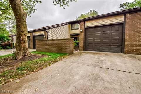 4473 Habersham Lane S, Richmond Heights, OH 44143