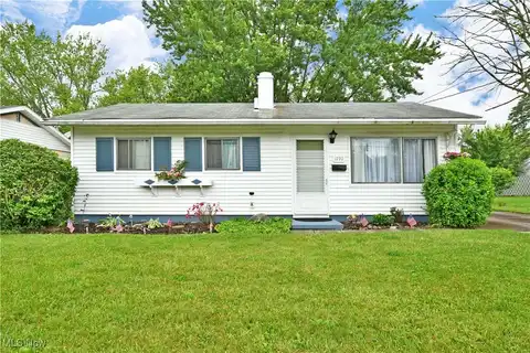 1792 Front Street SW, Warren, OH 44485